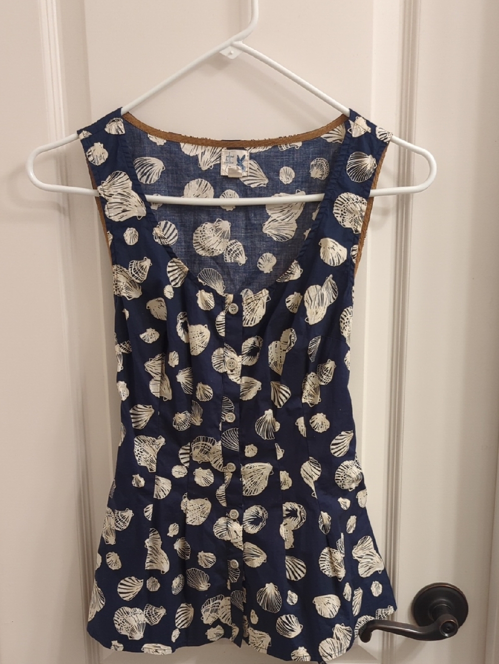 Cute Edme & Esyllte Anthropologie Shell Sleeveless Top